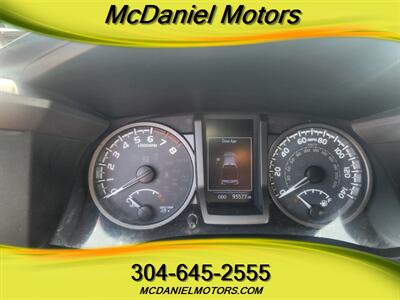 2019 Toyota Tacoma SR5 V6   - Photo 13 - Ronceverte, WV 24970