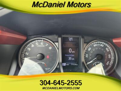 2018 Toyota Tacoma TRD Off-Road   - Photo 11 - Ronceverte, WV 24970