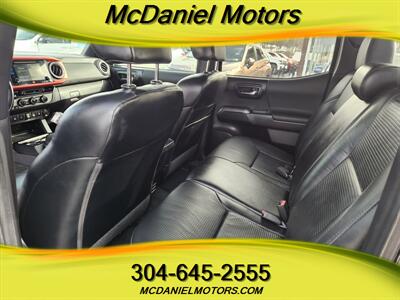 2018 Toyota Tacoma TRD Off-Road   - Photo 10 - Ronceverte, WV 24970