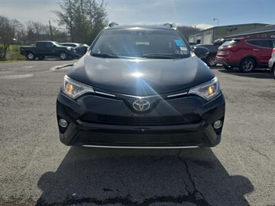2018 Toyota RAV4 XLE   - Photo 2 - Ronceverte, WV 24970