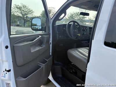 2024 Chevrolet Express LS 3500 - Photo 7 - Newport, KY 41071