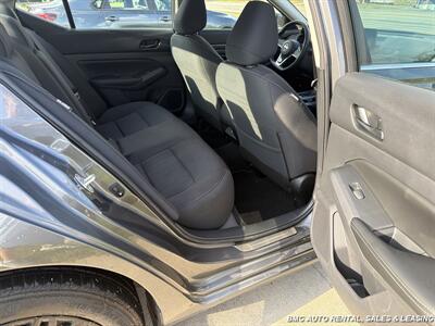 2025 Nissan Altima 2.5 SV   - Photo 8 - Newport, KY 41071
