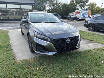 2025 Nissan Altima 2.5 SV   - Photo 1 - Newport, KY 41071