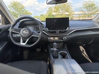 2025 Nissan Altima 2.5 SV   - Photo 6 - Newport, KY 41071