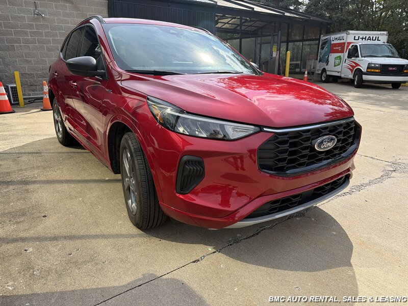 2024 Ford Escape ST-Line   - Photo 1 - Newport, KY 41071