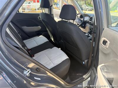 2023 Hyundai Venue SEL   - Photo 8 - Newport, KY 41071