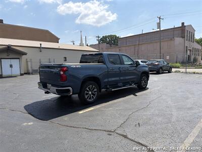 2024 Chevrolet Silverado 1500 LT   - Photo 6 - Newport, KY 41071
