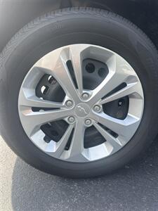 2025 Chevrolet Trax LS   - Photo 13 - Newport, KY 41071