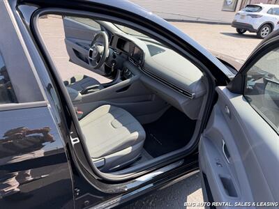 2025 Hyundai ELANTRA SE - Photo 11 - Newport, KY 41071