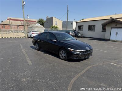 2025 Hyundai ELANTRA SE - Photo 8 - Newport, KY 41071