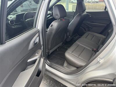 2025 Chevrolet Trax RS   - Photo 10 - Newport, KY 41071