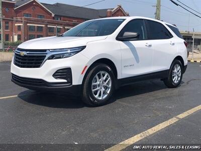 2023 Chevrolet Equinox LS   - Photo 2 - Newport, KY 41071