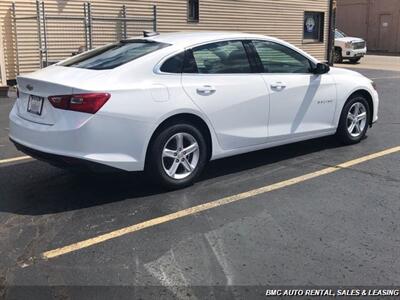 2023 Chevrolet Malibu LS   - Photo 5 - Newport, KY 41071