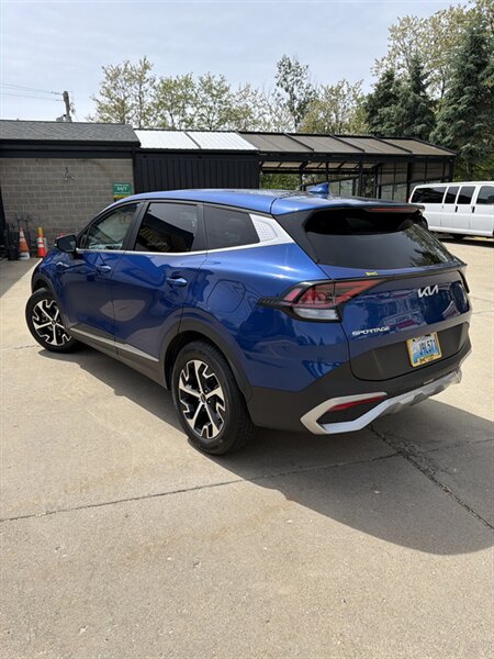 2023 Kia Sportage EX   - Photo 1 - Newport, KY 41071