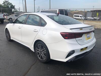 2023 Kia Forte GT-Line   - Photo 4 - Newport, KY 41071