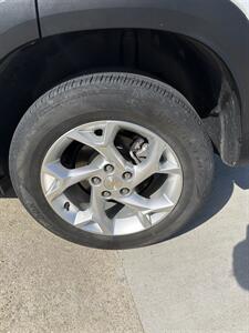 2024 Chevrolet Trax LS   - Photo 8 - Newport, KY 41071