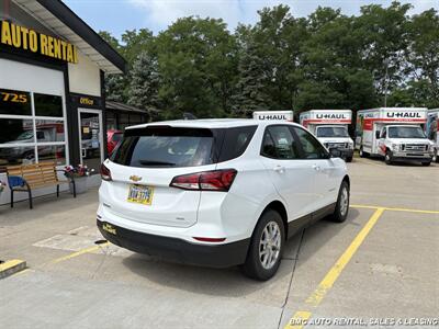 2024 Chevrolet Equinox LS   - Photo 5 - Newport, KY 41071