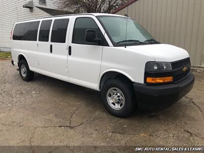 2023 Chevrolet Express LS 3500   - Photo 4 - Newport, KY 41071