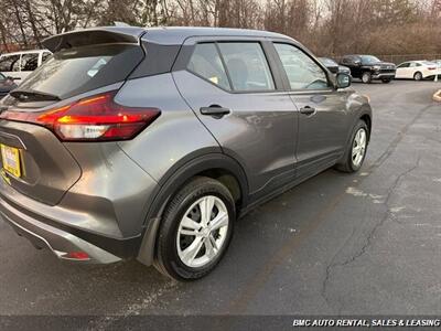 2022 Nissan Kicks S   - Photo 3 - Newport, KY 41071