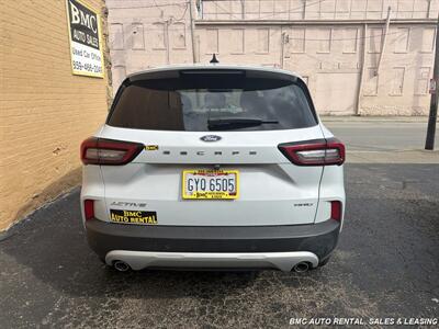 2025 Ford Escape Active   - Photo 3 - Newport, KY 41071