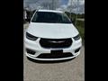 2024 Chrysler Pacifica Touring L - Thumbnail 5
