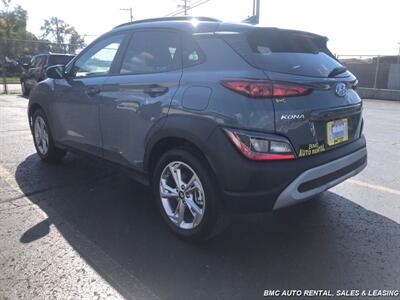 2022 Hyundai Kona SEL   - Photo 4 - Newport, KY 41071