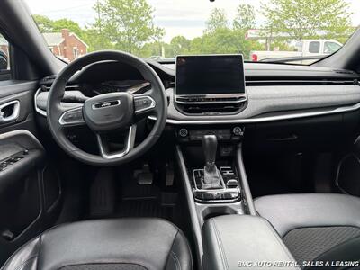 2023 Jeep Compass LATITUDE   - Photo 7 - Newport, KY 41071