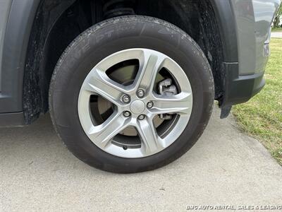 2023 Jeep Compass LATITUDE   - Photo 11 - Newport, KY 41071