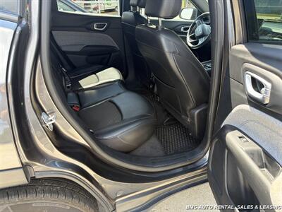2023 Jeep Compass Latitude   - Photo 8 - Newport, KY 41071