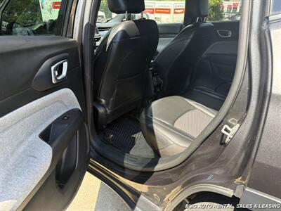 2023 Jeep Compass Latitude   - Photo 6 - Newport, KY 41071