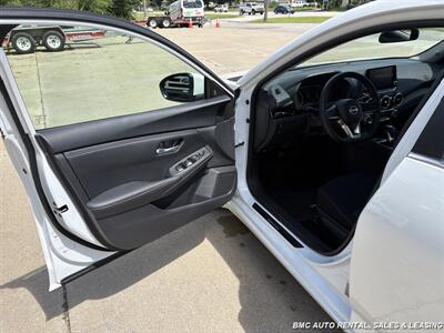 2025 Nissan Sentra SV   - Photo 8 - Newport, KY 41071