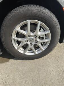 2025 Chrysler Pacifica Select   - Photo 11 - Newport, KY 41071
