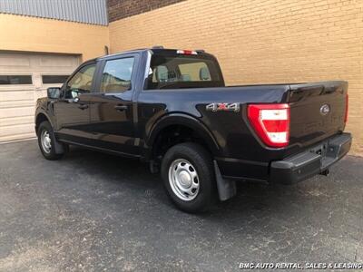 2022 Ford F-150 XL   - Photo 2 - Newport, KY 41071