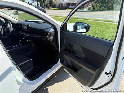 2025 Nissan Kicks S   - Photo 17 - Newport, KY 41071