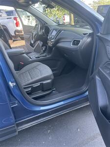 2024 Chevrolet Equinox LT   - Photo 9 - Newport, KY 41071