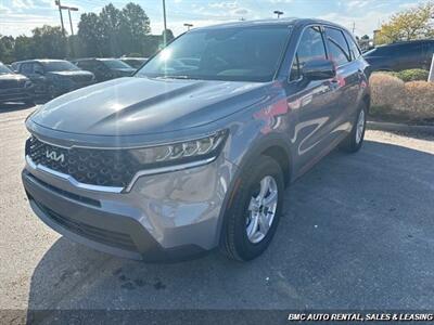 2023 Kia Sorento LX   - Photo 2 - Newport, KY 41071