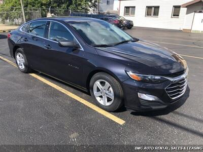 2022 Chevrolet Malibu LS   - Photo 3 - Newport, KY 41071