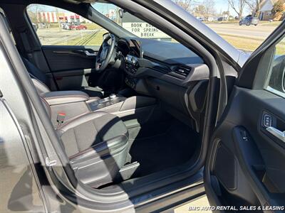 2025 Ford Escape ST-Line   - Photo 10 - Newport, KY 41071