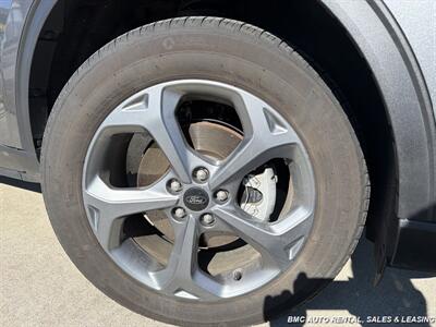 2025 Ford Escape ST-Line   - Photo 11 - Newport, KY 41071