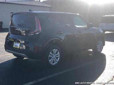 2024 Kia Soul LX   - Photo 3 - Newport, KY 41071