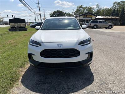 2025 Honda HR-V LX   - Photo 3 - Newport, KY 41071