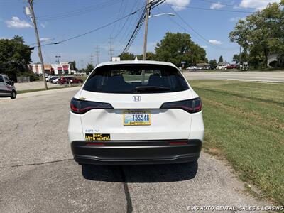 2025 Honda HR-V LX   - Photo 4 - Newport, KY 41071