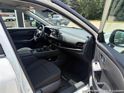 2024 Nissan Rogue S - Photo 11 - Newport, KY 41071