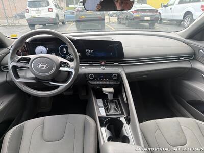 2024 Hyundai ELANTRA SEL   - Photo 9 - Newport, KY 41071