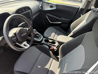 2025 Kia Soul LX   - Photo 10 - Newport, KY 41071