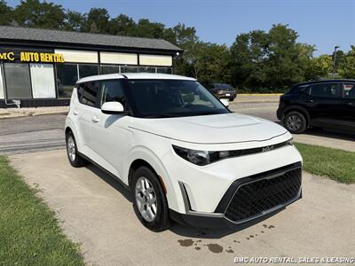 2025 Kia Soul LX   - Photo 3 - Newport, KY 41071