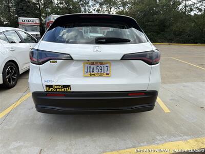2025 Honda HR-V LX   - Photo 4 - Newport, KY 41071