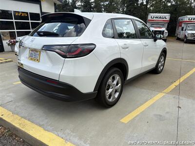 2025 Honda HR-V LX   - Photo 2 - Newport, KY 41071