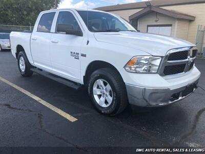 2022 RAM Ram 1500 Classic SLT   - Photo 4 - Newport, KY 41071