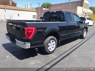 2021 Ford F-150 XLT   - Photo 6 - Newport, KY 41071